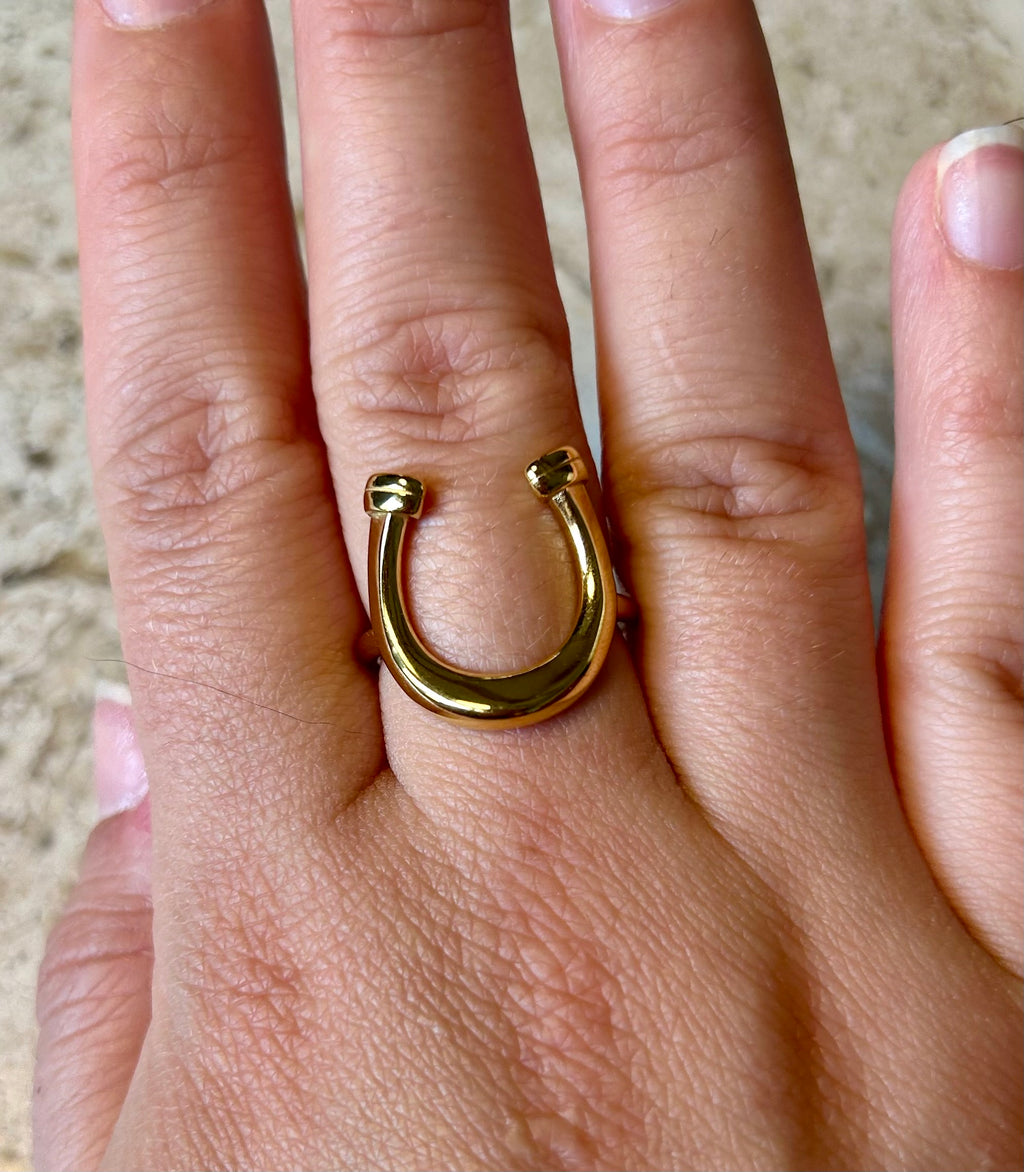 Horse Shoe Ring