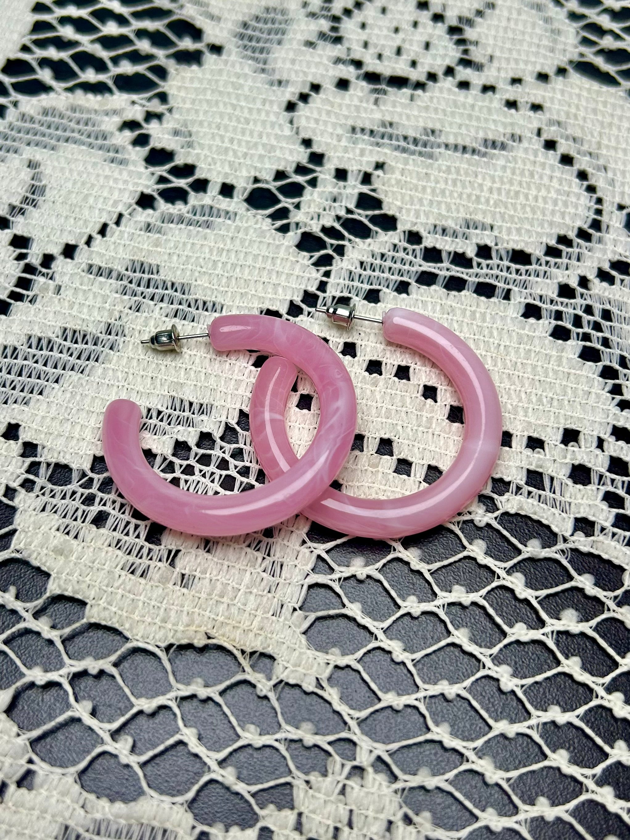 Resin hoops