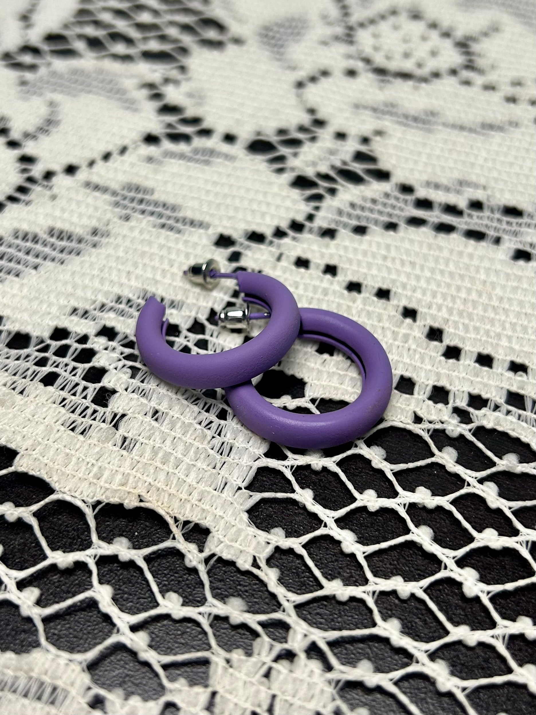 Resin hoops
