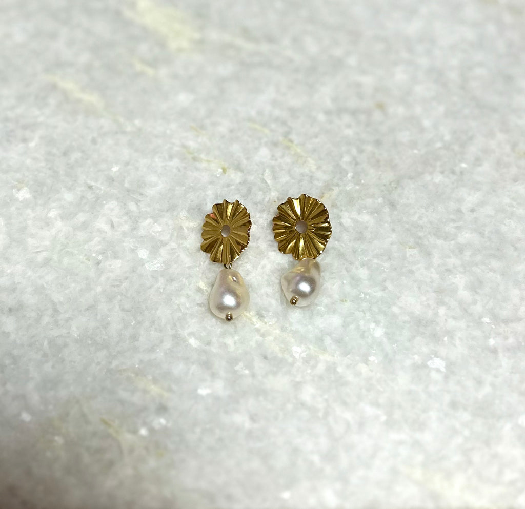 Flower Shaped stud
