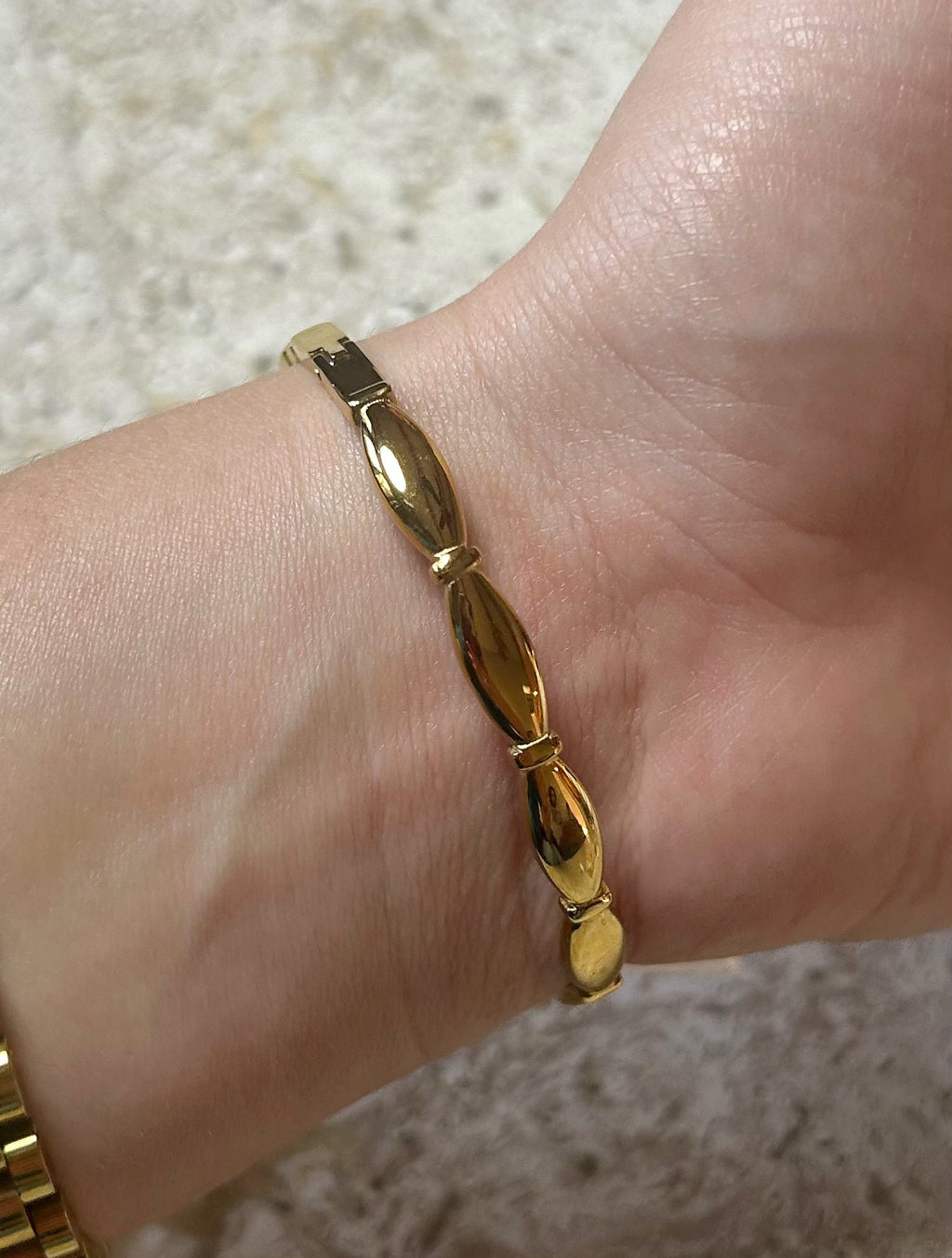 Bedazzled Oval Bracelet