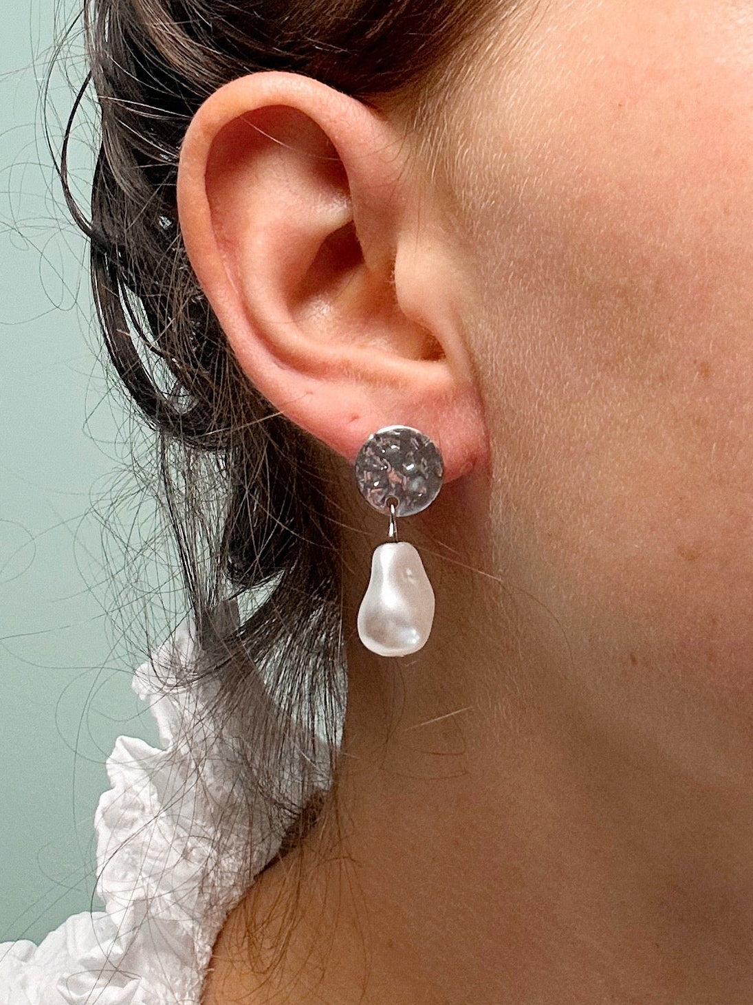 Silver Pearl Earrings